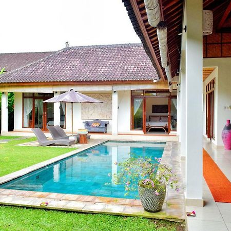 Villa Heliconia Ubud Exterior foto